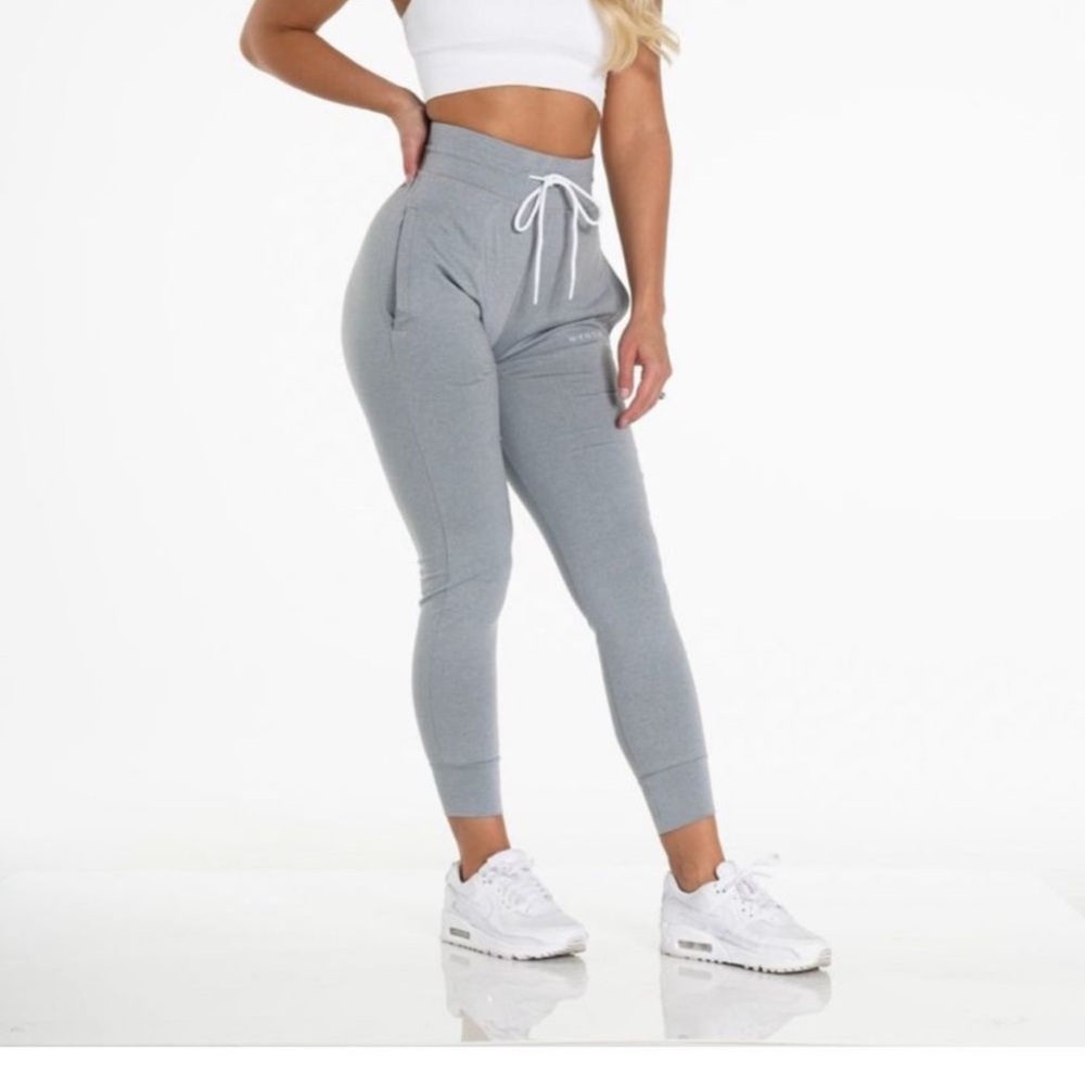 *FLASH SALE* NVGTN joggers